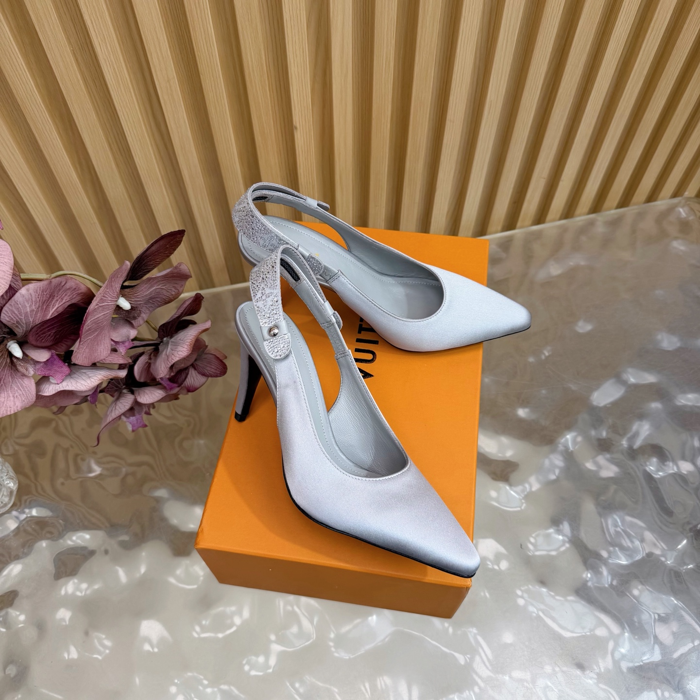 Women's high heels